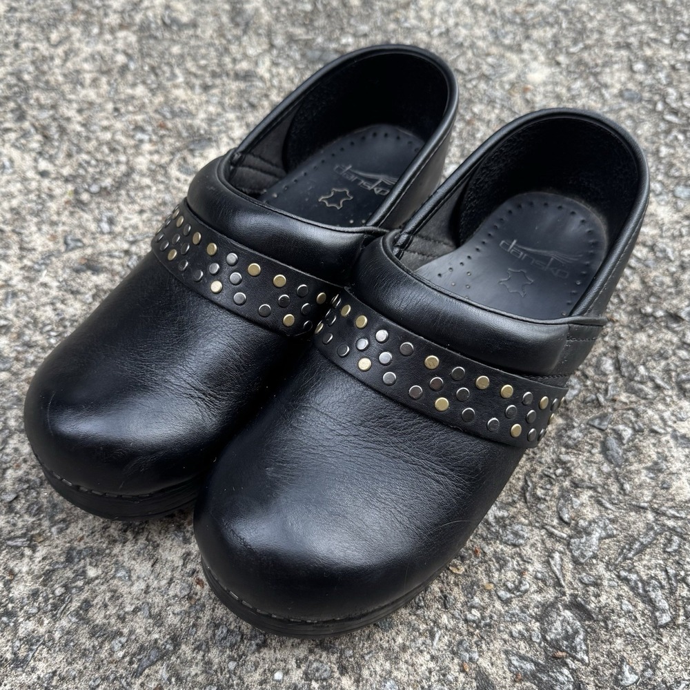 Dansko Pro Clogs Women's 7.5-8 US (EU 38) Slip On Shoes Black Metal Stud